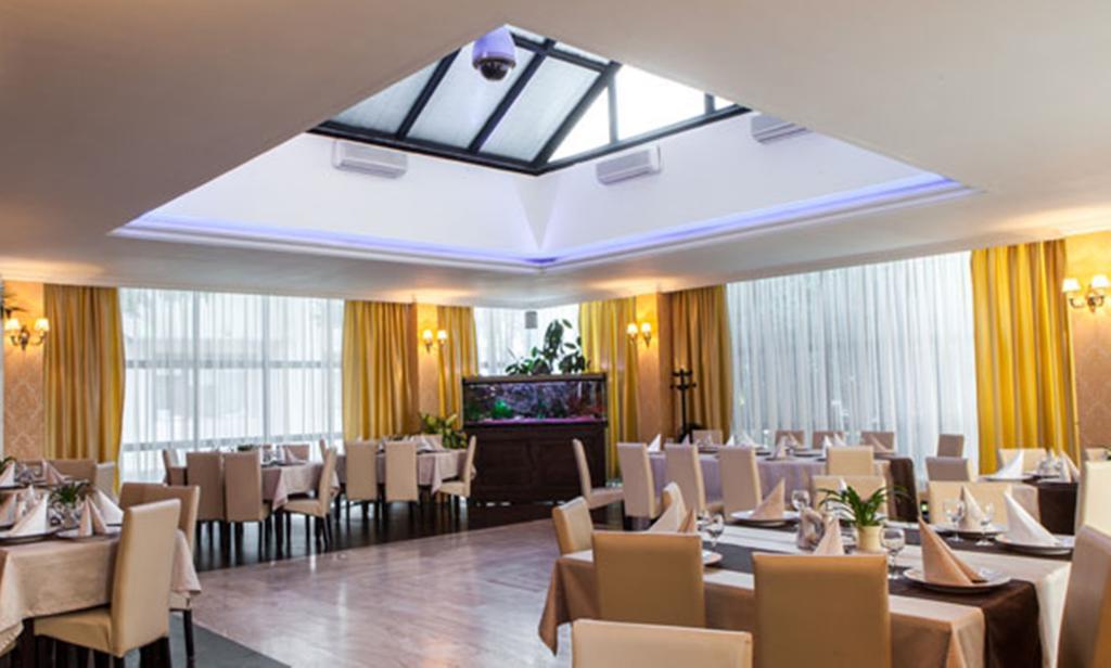 Hotel Rex Sighisoara Ngoại thất bức ảnh